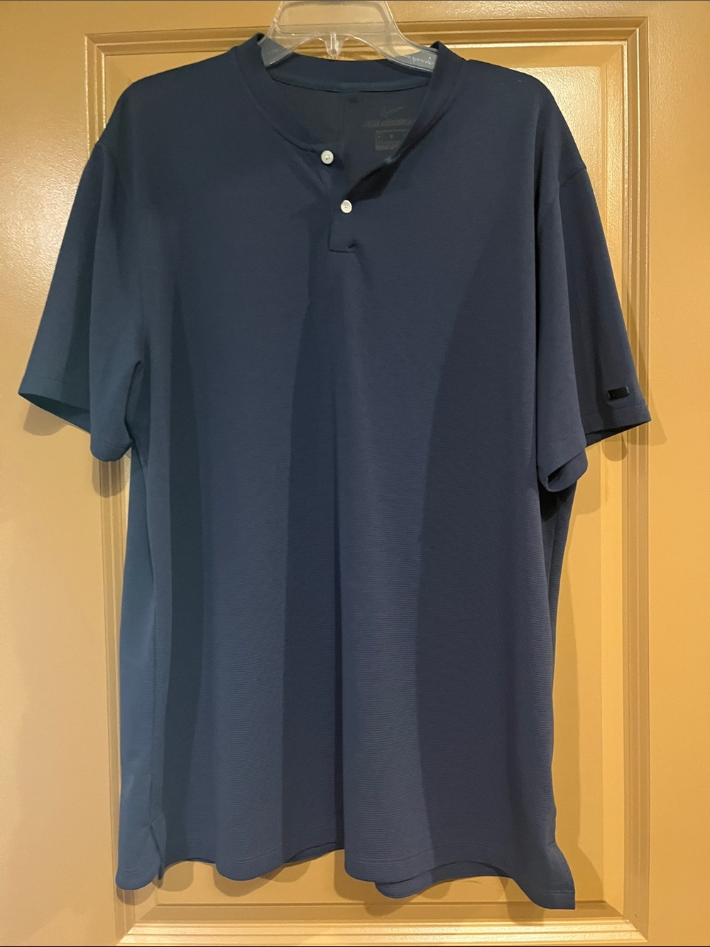 Men's Navy Short-Sleeve Henley Shirt XL